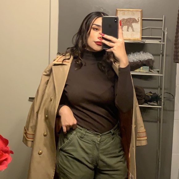 Meet your Posher, Sinai - Picture 1 of 1